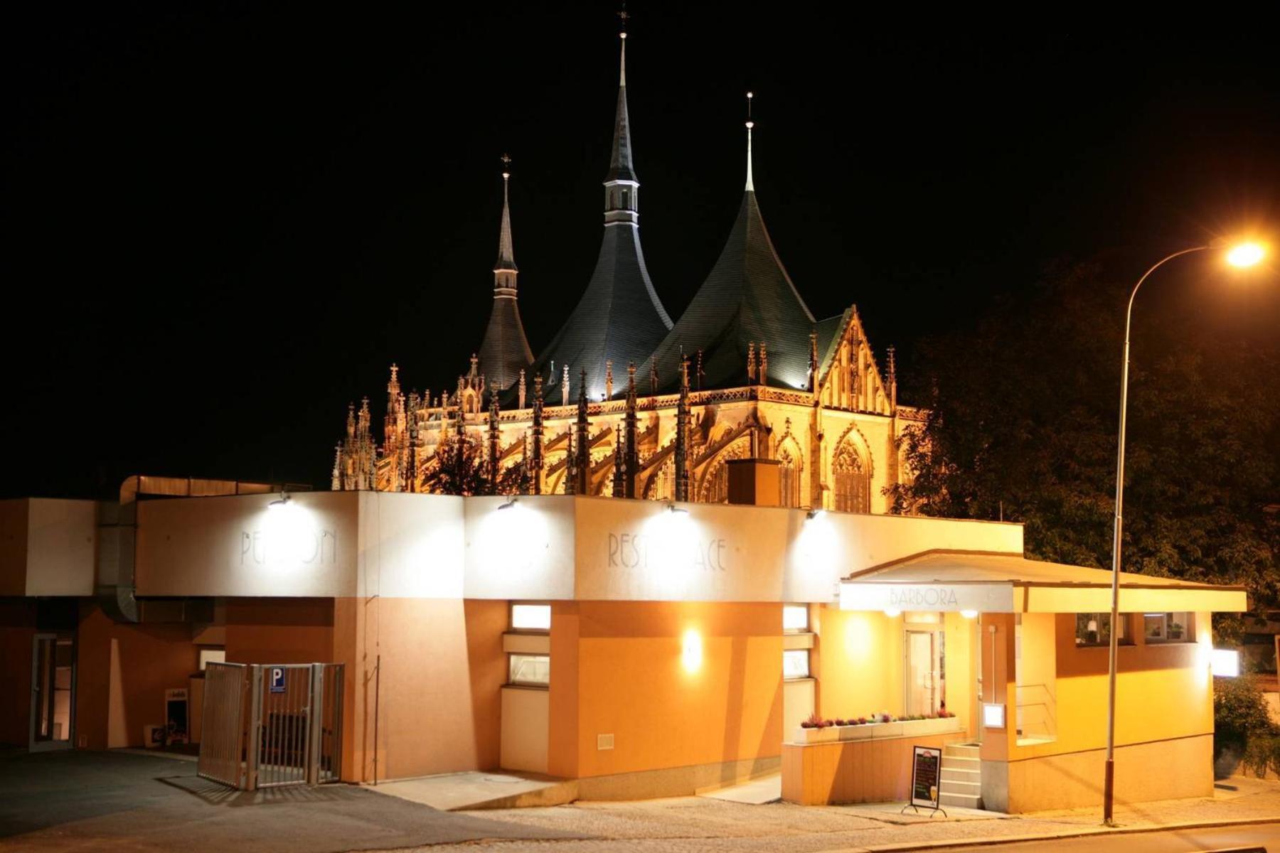 Penzion A Restaurant Barbora Kutná Hora Εξωτερικό φωτογραφία